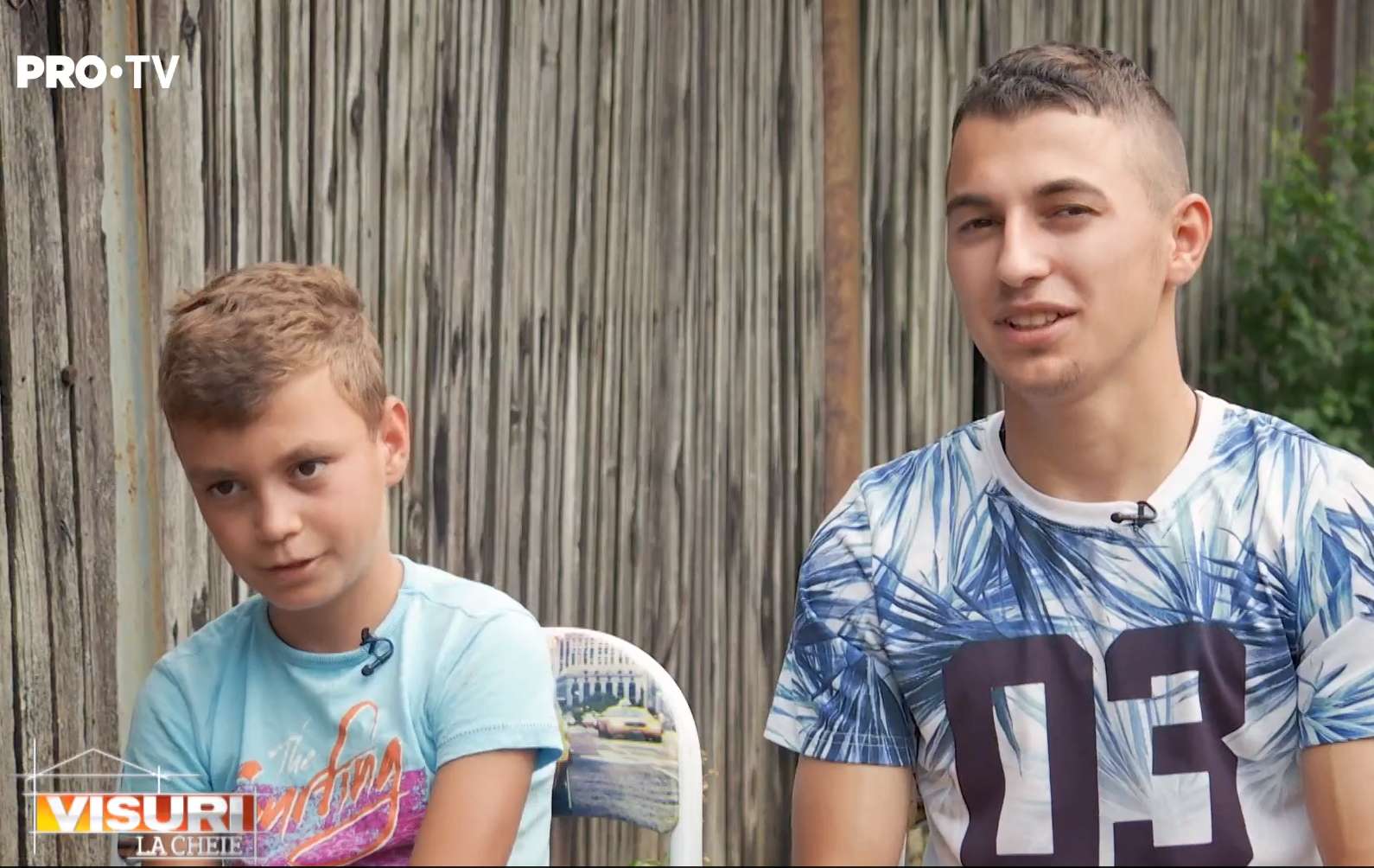 Povestea fraților care au rămas fără tată, iar mama i-a părăsit. Au primit o casă nouă de la „Visuri la cheie”