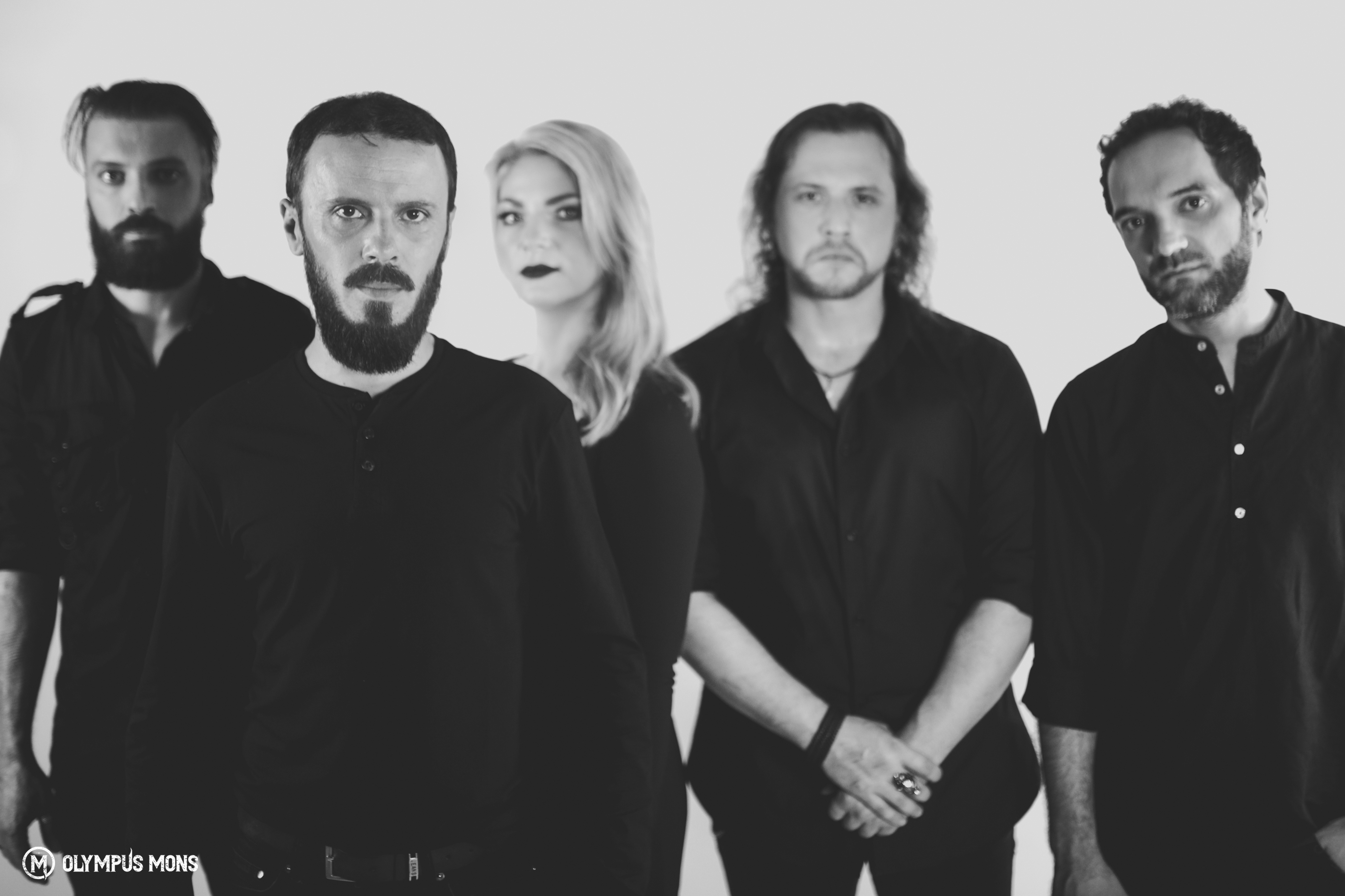 Doom & gothic metal. Trupa Olympus Mons a lansat videoclipul piesei “Crimson Dreams”