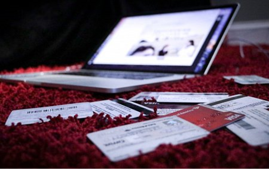 (P) Știți c&acirc;nd se merită să cumpărați electronice? Ei bine, de Black Friday