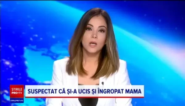 Urs extrem de agresiv în Bușteni. A atacat muncitori și a muşcat din bara mașinii jandarmilor
