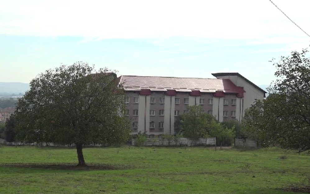 Focar de COVID-19 în Alba. Un centru de recuperare neuropsihiatrică a înregistrat peste 120 de cazuri