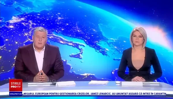 Microbuz răsturnat în șanț pe DN71. Șoferul a mers prea repede pe ploaie