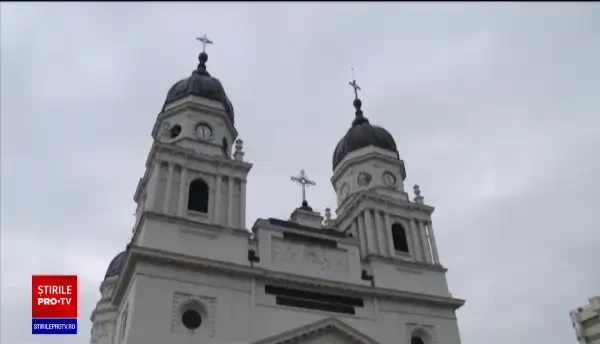 Restricţiile privind pelerinajul la Sfânta Parascheva, anulate. Pelerinii sosesc din afara Iașiului