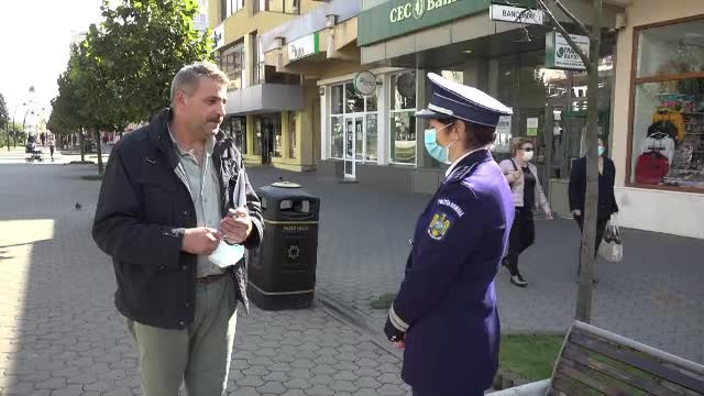 Masca de protecție este obligatorie în spații deschise în 13 localități din județul Alba