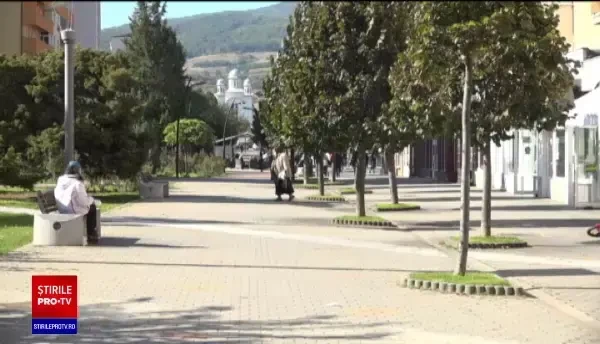 O femeie din Alba infectată cu Covid-19 a ieșit din carantină să se plimbe prin alt județ. Unde a fost găsită