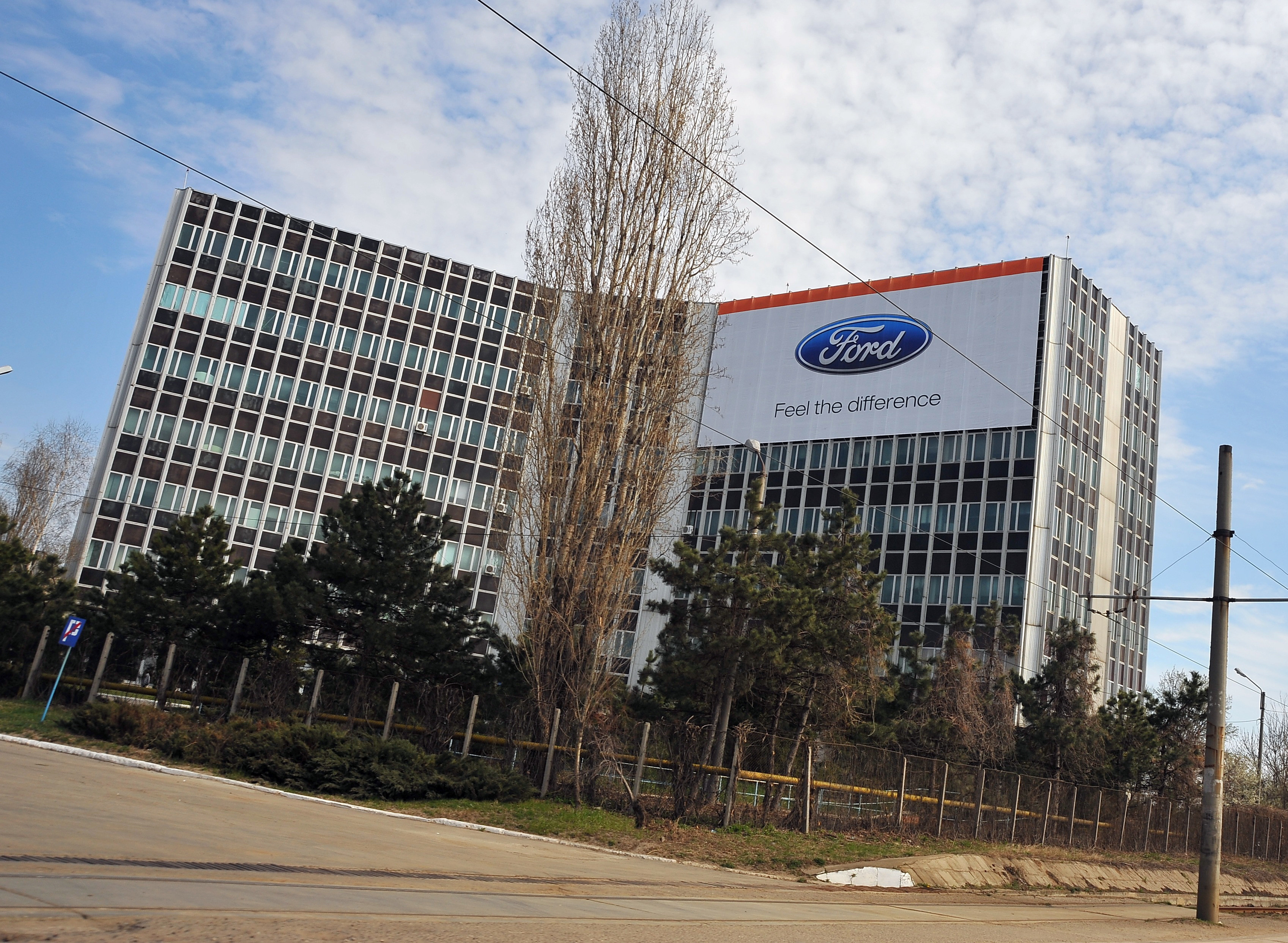 Ford, unul dintre cei mai importanți constructori auto din lume, cu fabrică și în România, nu mai vrea mașini electrice