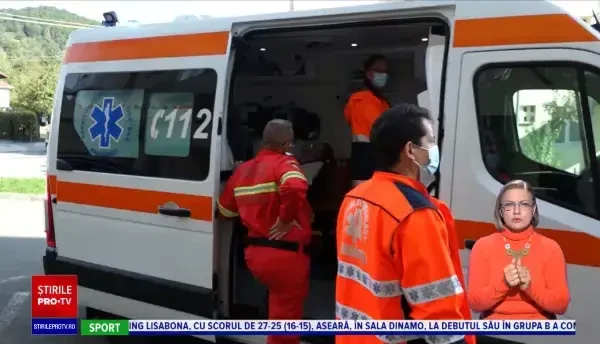 Incendiu într-un bloc din Maramureș. Două persoane au avut nevoie de îngrijiri medicale