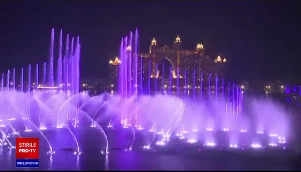 Cea mai mare fântână arteziană din lume, inaugurată cu fast în Dubai