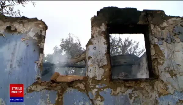 Poveste tulburătoare în Iași. Un bărbat a murit într-un incendiu, pentru că a refuzat să fie salvat