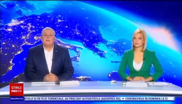 Doi turiști au dat nas în nas, pe o potecă din Bușteni, cu o ursoaică și puii săi