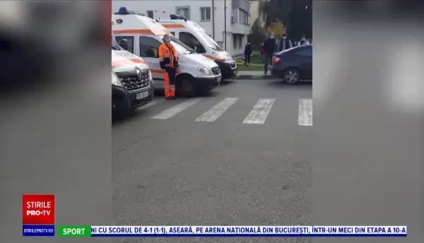 Tragediile lăsate în urmă de pandemie. Medici care se vindecă, apoi revin "la graniţa între viaţă şi moarte"