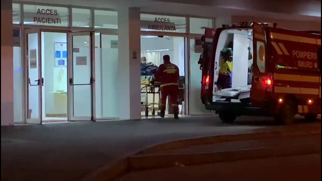 Un copil de 6 ani din Pitești a căzut de la etaj pe sârma de rufe. Care este starea lui