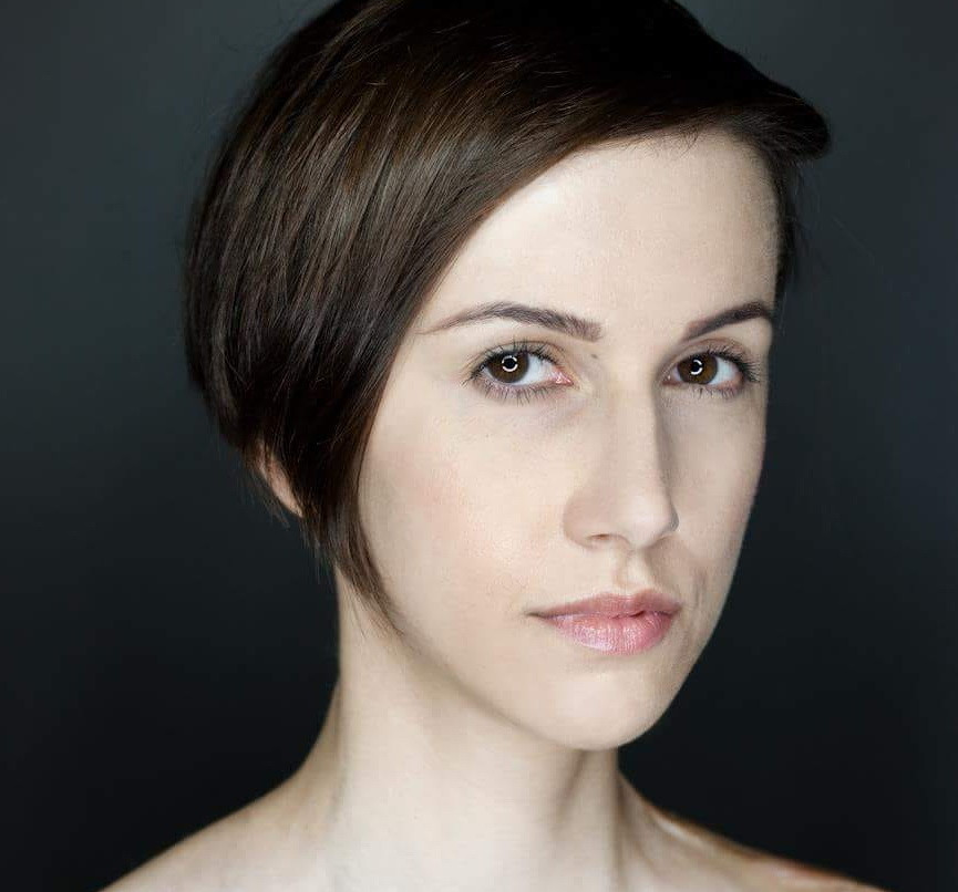 Alexandra Furnea, victimă a incendiului din Colectiv: „Somez autorităţile să ajute, nu să înşele!”