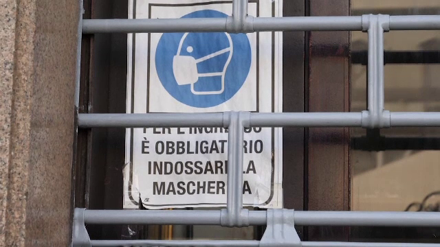 Italia, lovită dur de al doilea val al pandemiei. Micile afaceri sunt aproape de faliment