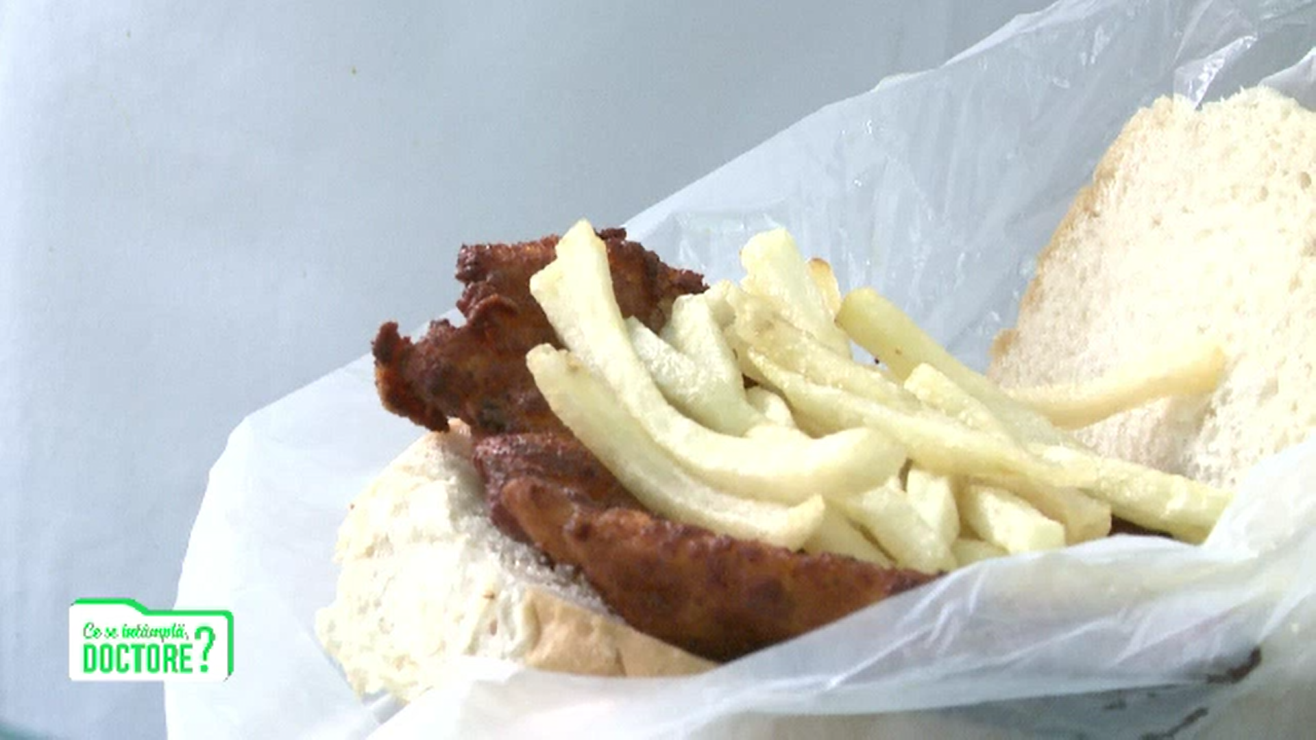 Ce se întâmplă după ce mâncăm un burger și un suc? Apare din nou foamea