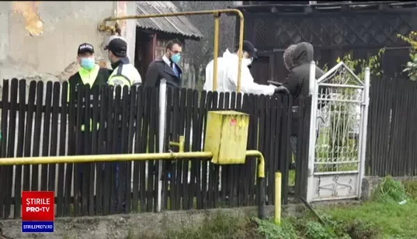 Cine ar fi comis oribila crimă din Baia Sprie. A lăsat cuţitul înfipt în pieptul victimei