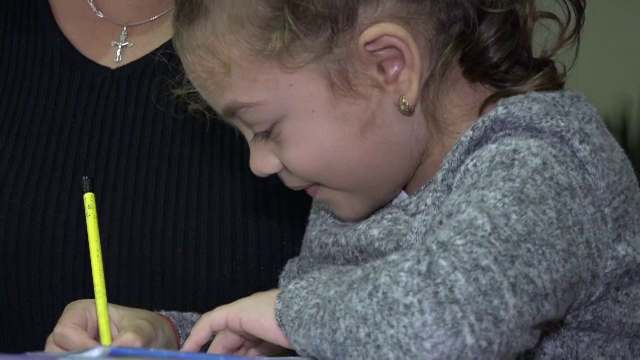 Ana, o fetiță de numai 8 ani, are nevoie de ajutorul nostru pentru a trăi. ”Vreau să mă fac bine”