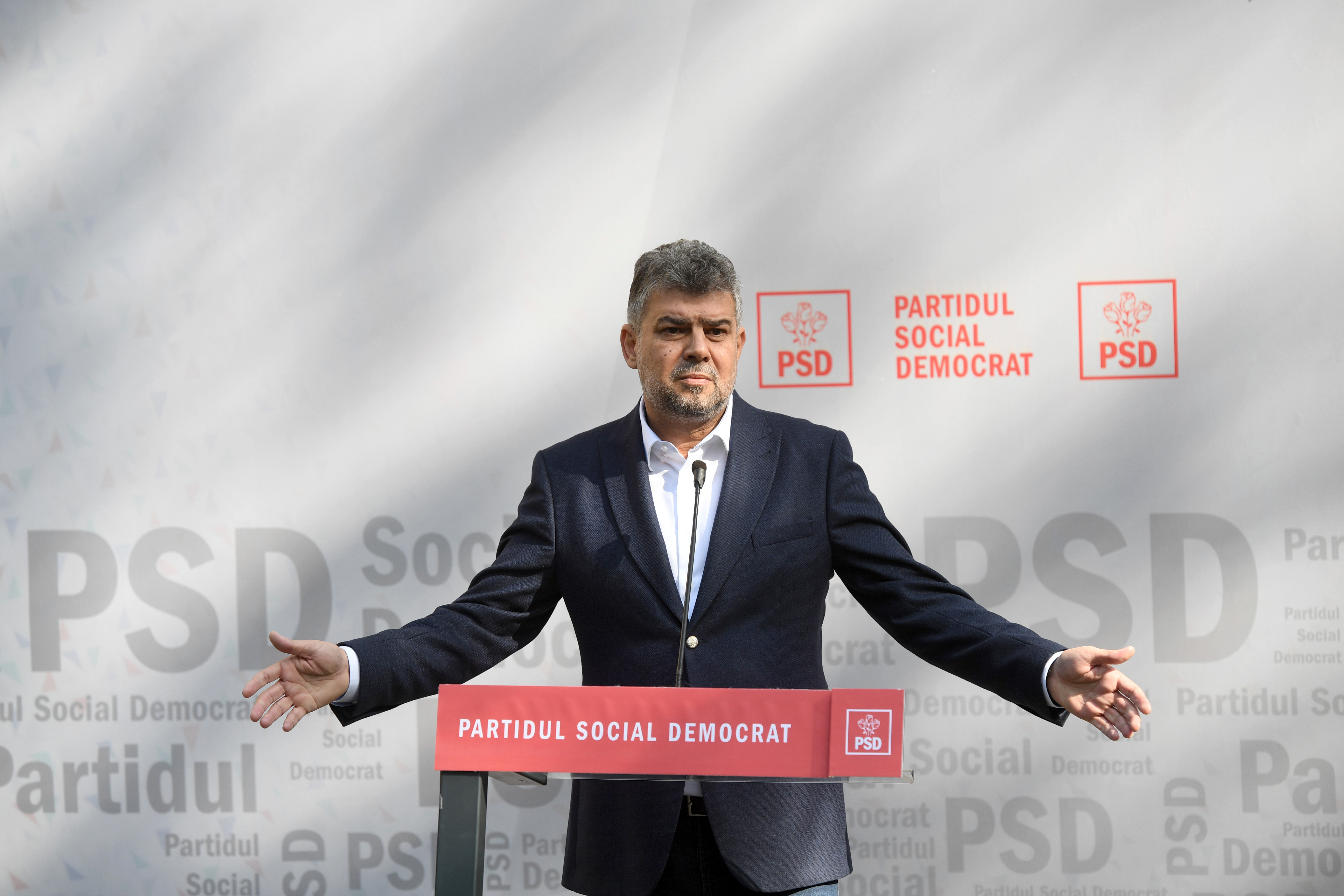 Ciolacu nu vrea să fie șef la deputați: ”Îmi e suficientă funcţia de şef la Ciuma Roşie”