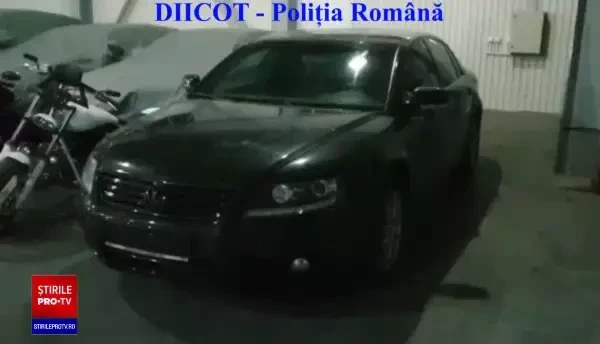Traficanți de droguri prinși în flagrant în România. Unul avea asupra sa 50.000 de euro