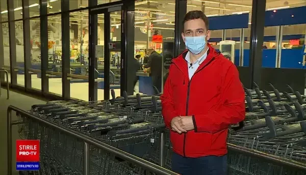 Românii vor plăti 50 de bani pentru fiecare ambalaj de apă, băuturi sau sucuri. Cum pot primi banii înapoi