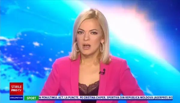 VIDEO. Momentul în care o tânără este împinsă pe șinele de metrou, în New York