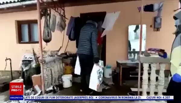 Oamenii izolați din Apuseni au primit o mână de ajutor de la voluntarii United