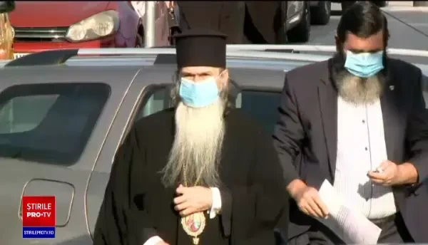 Tribunalul Constanța va stabili miercuri dacă pelerinajul de la peștera Sf. Andrei se va putea desfășura