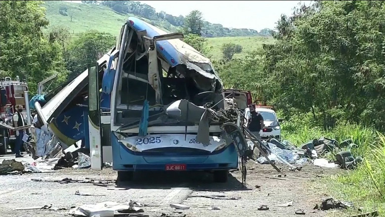 Accident rutier cu zeci de morți în Brazilia. „Erau corpuri peste tot”
