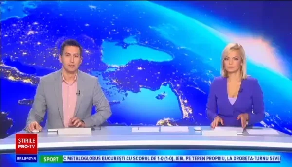 Cum a fost salvată o femeie care a căzut cu mașina într-un râu aproape înghețat