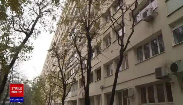 Sute de blocuri din București nu au apă caldă și căldură. Responsabilii dau vina pe conducte