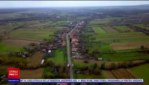 Bucuria a sute de copii este adusă anual prin intermediul Loredanei și al lui Saul, adevărați spiriduși ai binelui