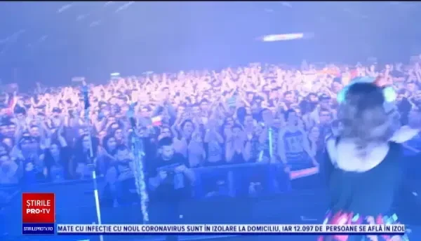 Mădălina a pus folclorul românesc pe ritmuri moderne. Face o fuziune între doina românească, hip-hop şi muzica clasică