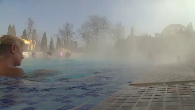 Sute de oameni au ales Băile Felix pentru mini-vacanța de 1 Decembrie