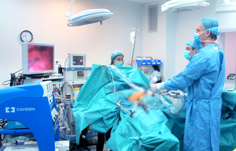 Intervenții complexe și rare, realizate cu succes de către echipe medicale pluridisciplinare în cadrul MedLife