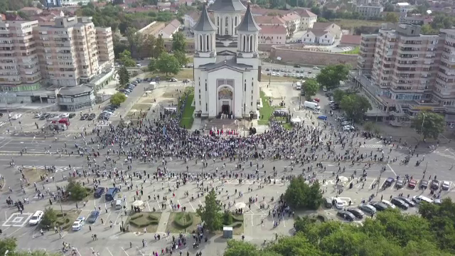 Reacția bisericilor din România la recomandarea CE privind slujbe de Crăciun "la distanţă". ”Nu se pune problema”