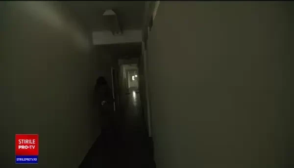 Tincuța Marin, un artist de 25 de ani, a atras atenția criticilor de artă. Cum a transformat urâtul în frumos