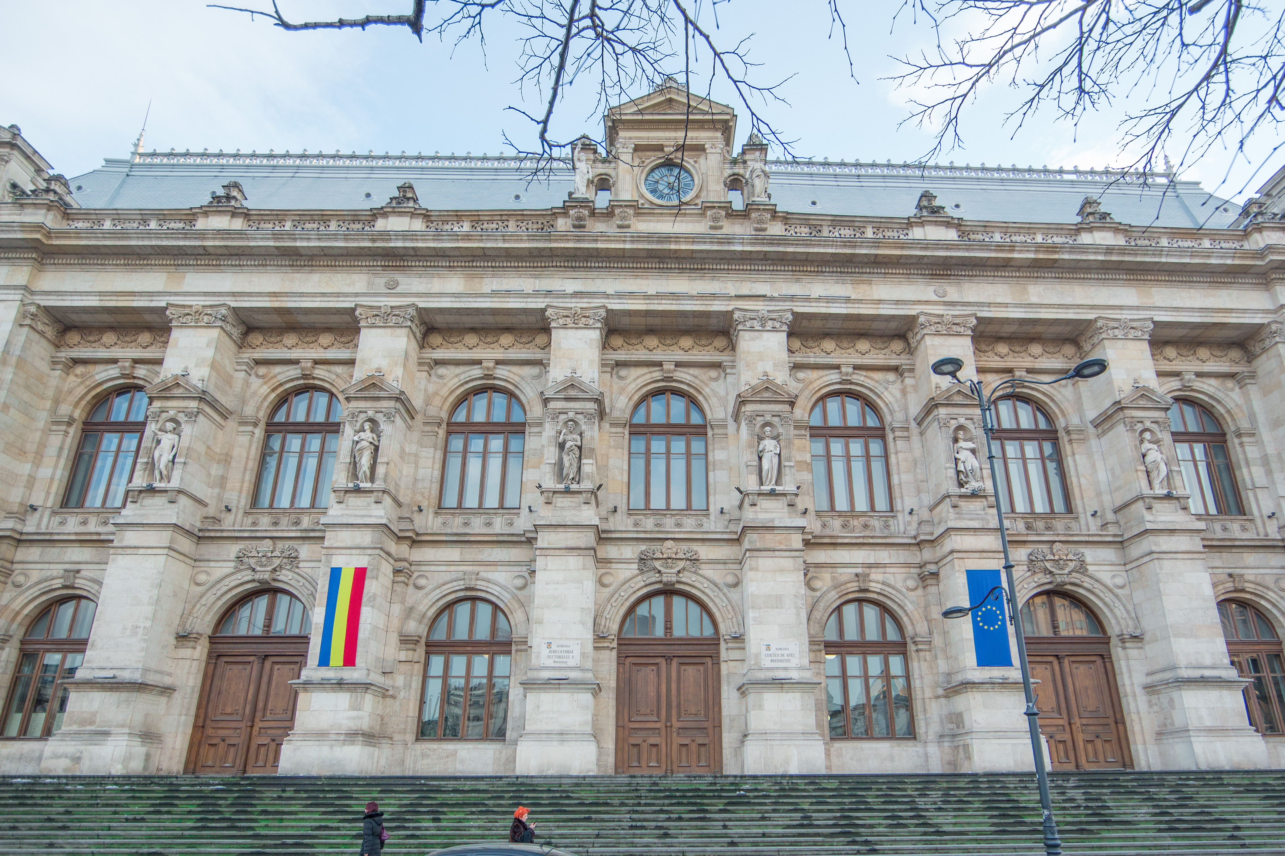 A încetat procesul împotriva denunțătorilor din dosarul Microsoft, după prescrierea faptelor