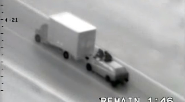 Console PS5 și telefoane mobile, furate din mers de hoți „acrobați” în Marea Britanie. Poliția crede că ar putea fi români