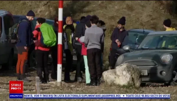 Au urcat pe cei mai înalți munți pentru ca Moș Nicolae să vină și la copiii cu autism din București