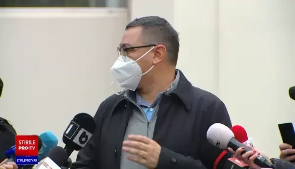 Victor Ponta a refuzat să poarte mască în timpul declarațiilor de la ieșirea de la urne. VIDEO