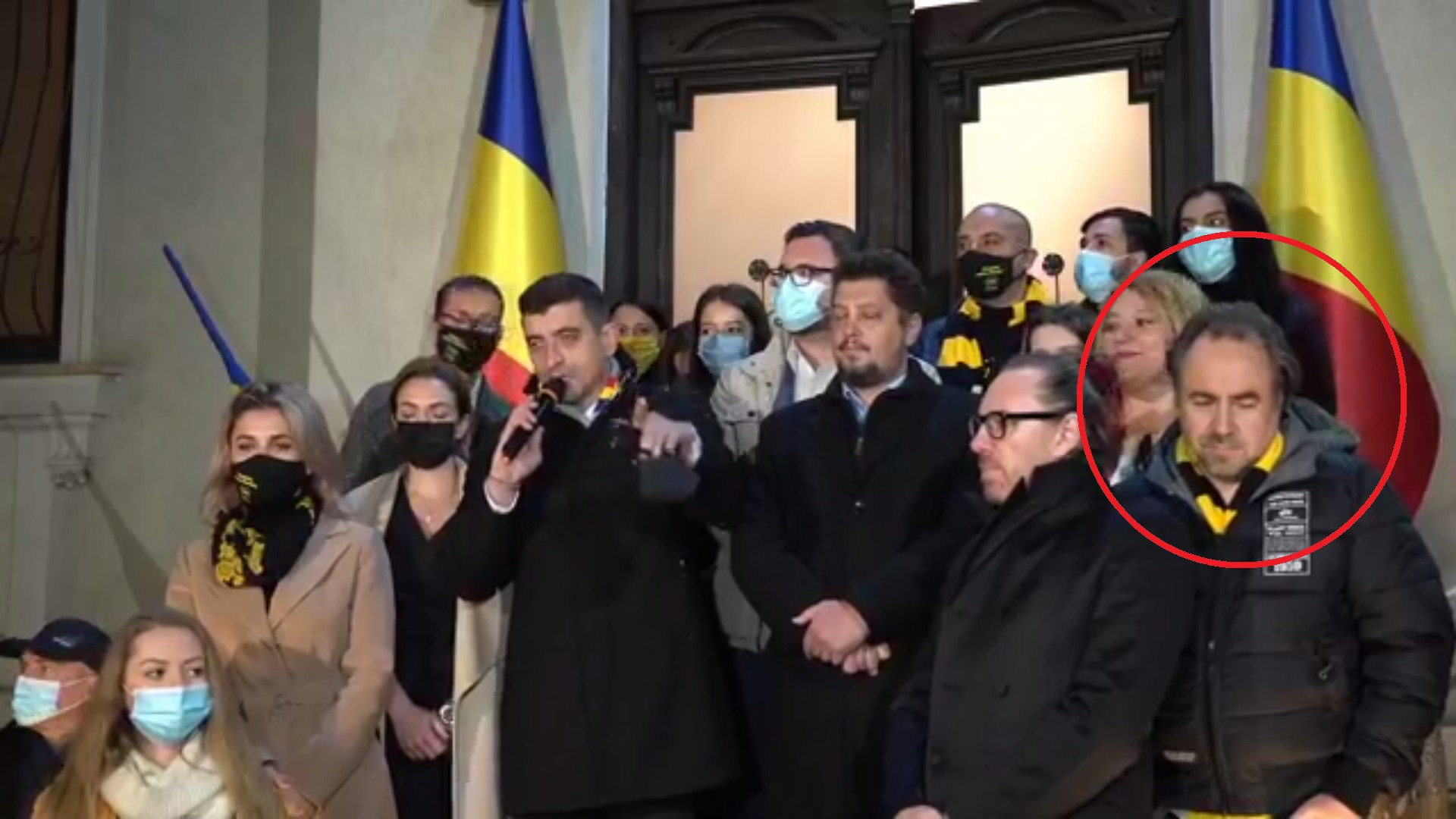 VIDEO. Cine a apărut alături de George Simion la sediul partidului AUR, după anunțarea exit-poll-urilor