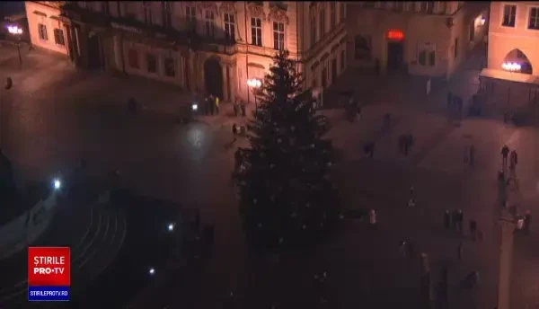 Avertismentul experților pentru cei care vor să facă reuniuni de Sărbători, cu familia sau prietenii