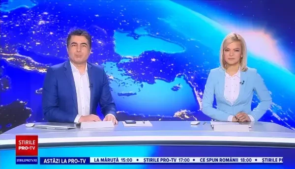 Un bărbat din Germania a împodobit 420 de brazi de Crăciun în apartament. A atins un record mondial