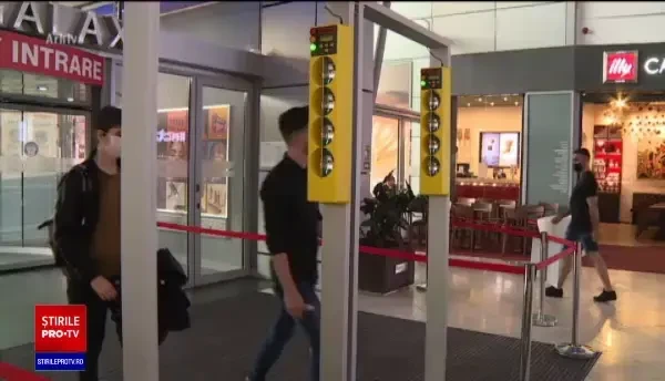 Ce program vor avea magazinele din Capitală înainte de Sărbători. Anunțul făcut de Traian Berbeceanu