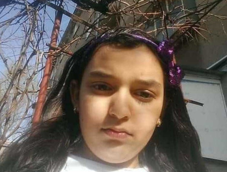 Poliţia Capitalei cere sprijinul pentru depistarea unei fete de 11 ani care a plecat sâmbătă de acasă