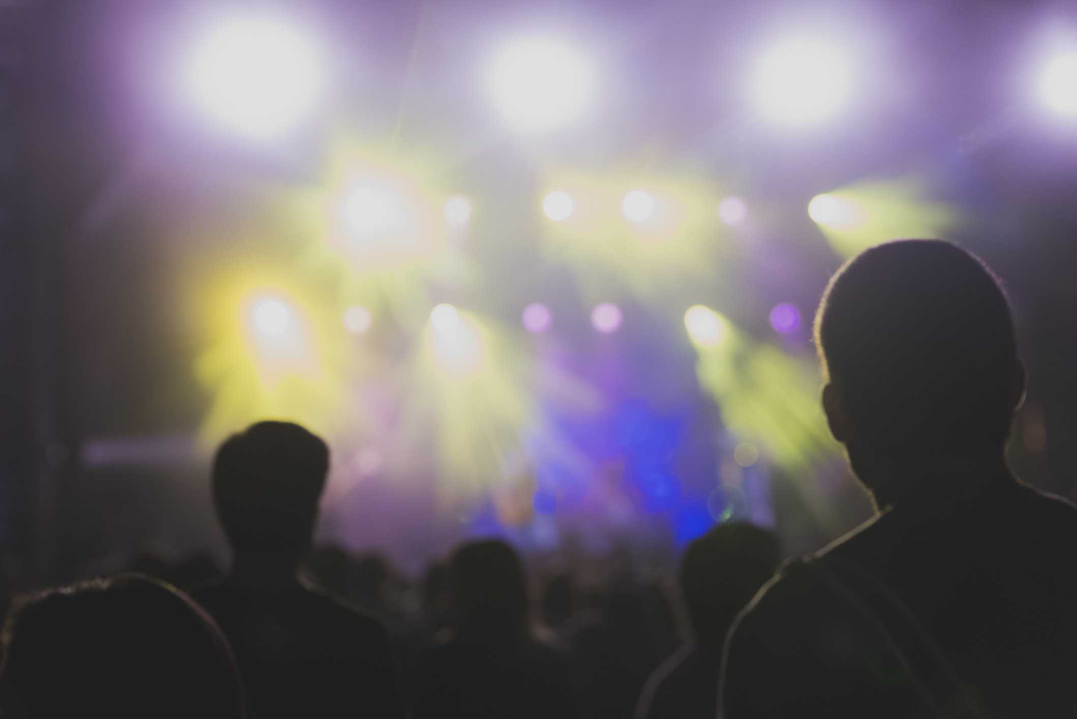 Concert-experiment în Barcelona, cu sute de persoane. „Vrem să demonstrăm eficiența testelor rapide”