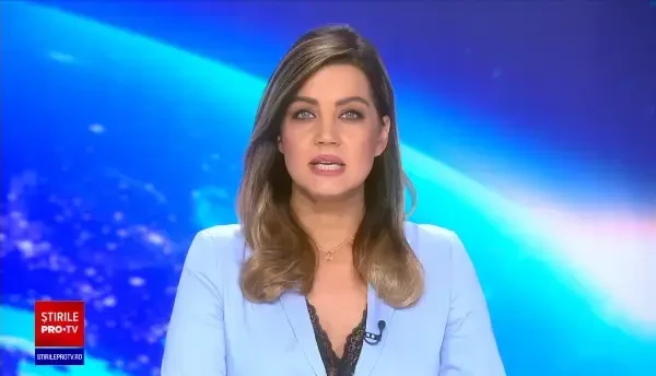 Localitate din Prahova, izolată de lume după ce s-a rupt drumul de acces. ”Suntem ai nimănui, își bat joc”