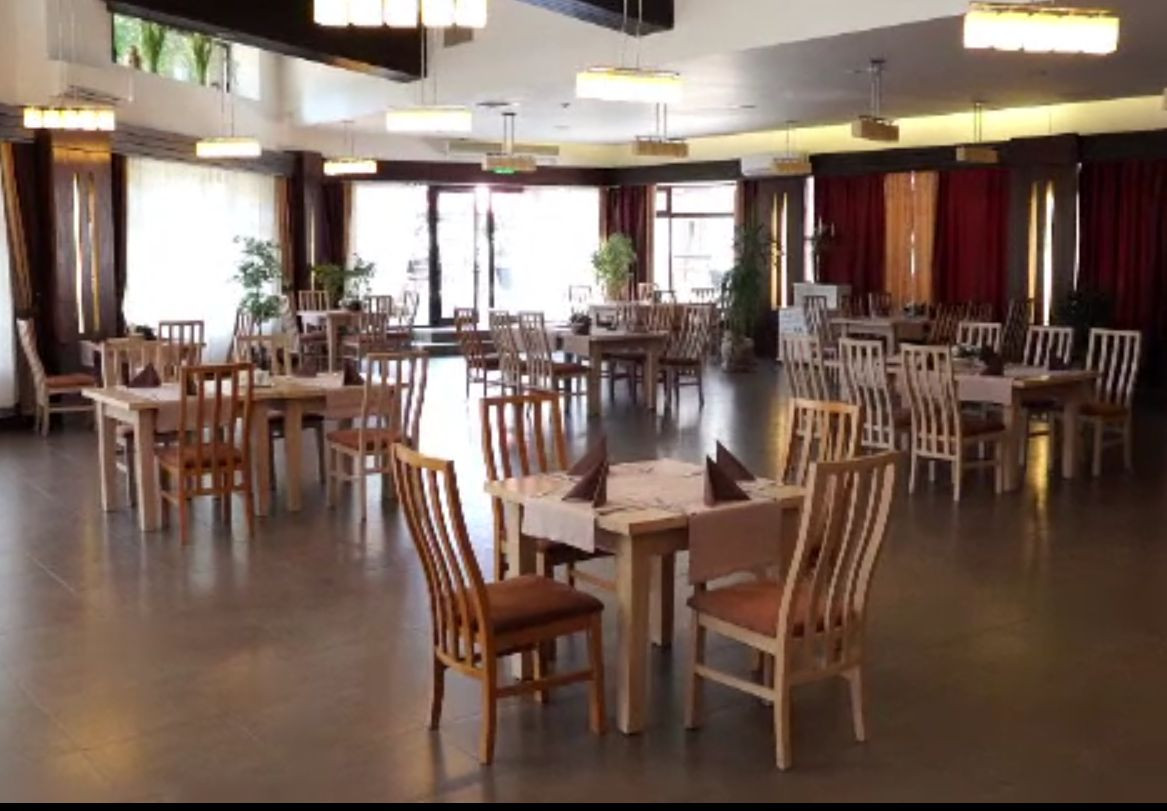 Bucureștiul, foarte aproape de scenariul galben, care permite deschiderea restaurantelor și teatrelor