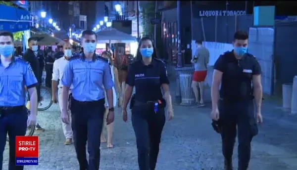 Reprezentanţii Horeca vor program prelungit de sărbători. "Dacă stăm de Revelion până la 1, nu riscăm mare lucru"