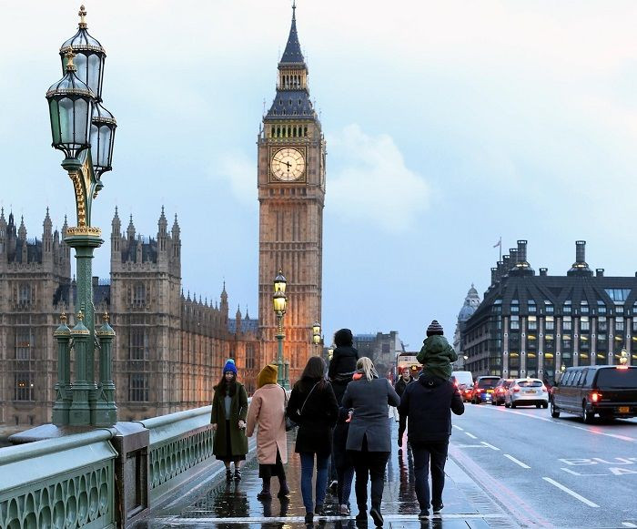 Documentele de care vor avea nevoie românii pentru a lucra în Marea Britanie